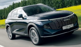 Какими отличительными особенностями обладает авто Haval F7?